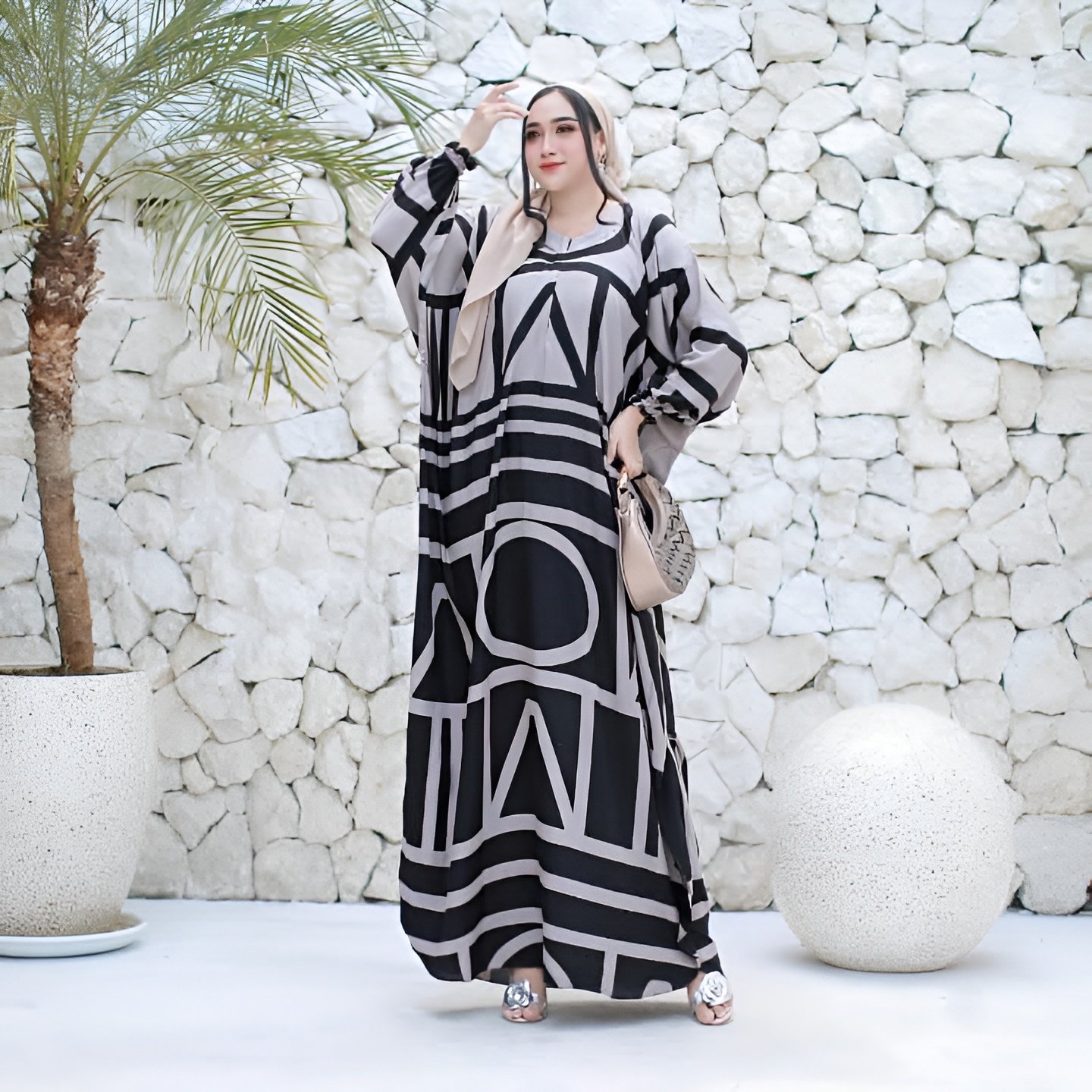 Daster Kaftan Motiv Volkadot
